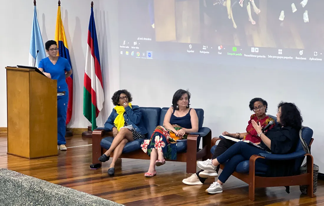 Flor Emilce Cely habló sobre su libro Mujeres, poder y conocimiento durante conversatorio 