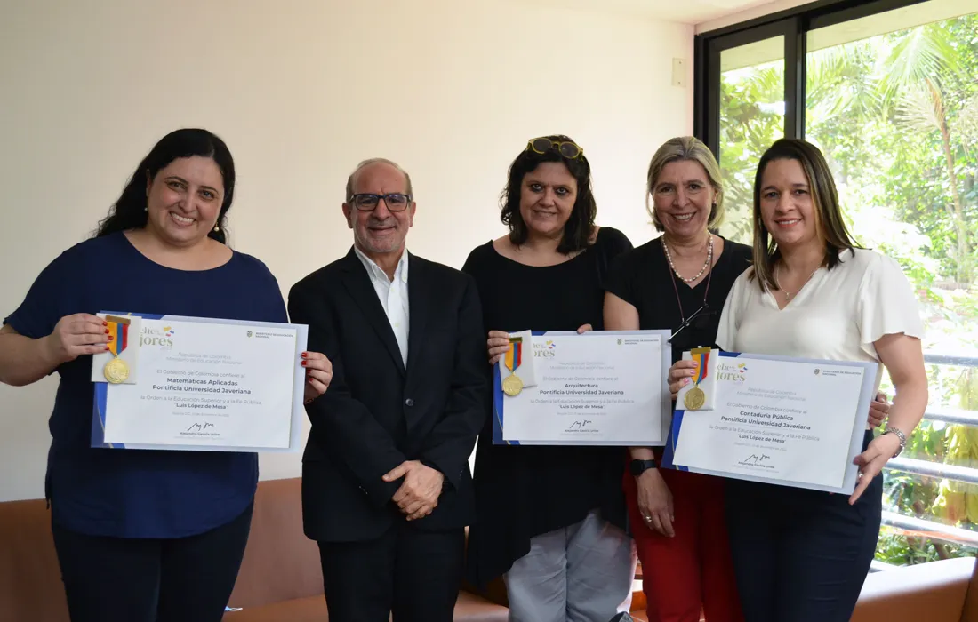 Tres programas de la Javeriana Cali fueron reconocidos en La noche de los Mejores 2022