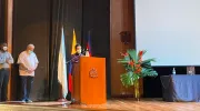 Estudiantes de Negocios Internacionales vivieron una emotiva Ceremonia de Conexión