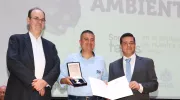 La Javeriana Cali clausura la tercera versión del Diplomado Tesos por el Ambiente con un emotivo reconocimiento a la CVC