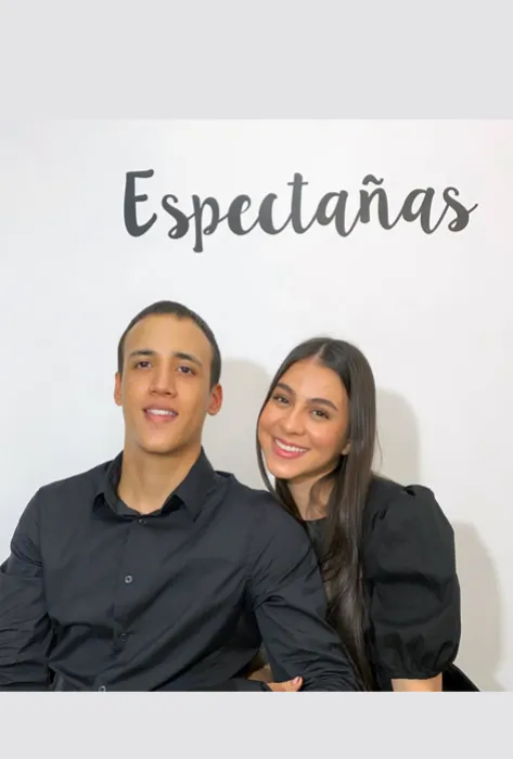 Los jóvenes emprendedores que revolucionaron el mercado de la belleza con Espectañas